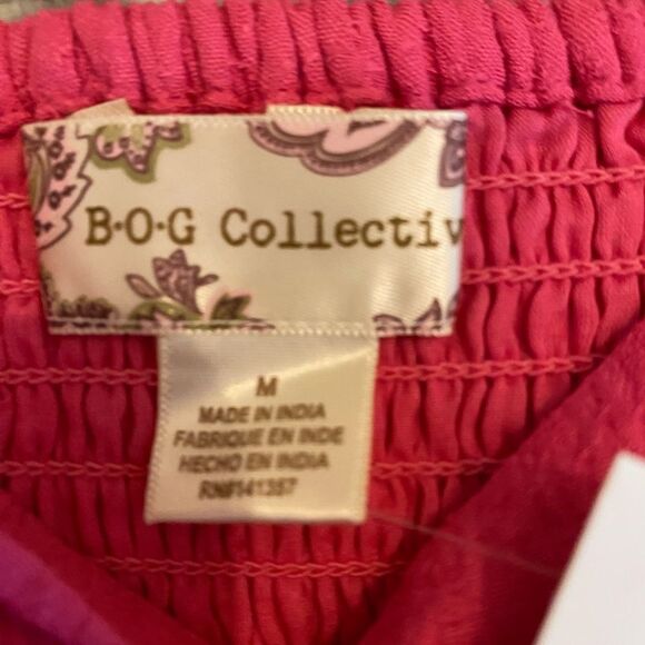 B O G Collective Pink Crop top Twist Sweetheart Front Smocked Back NWT size M - Picture 8 of 9
